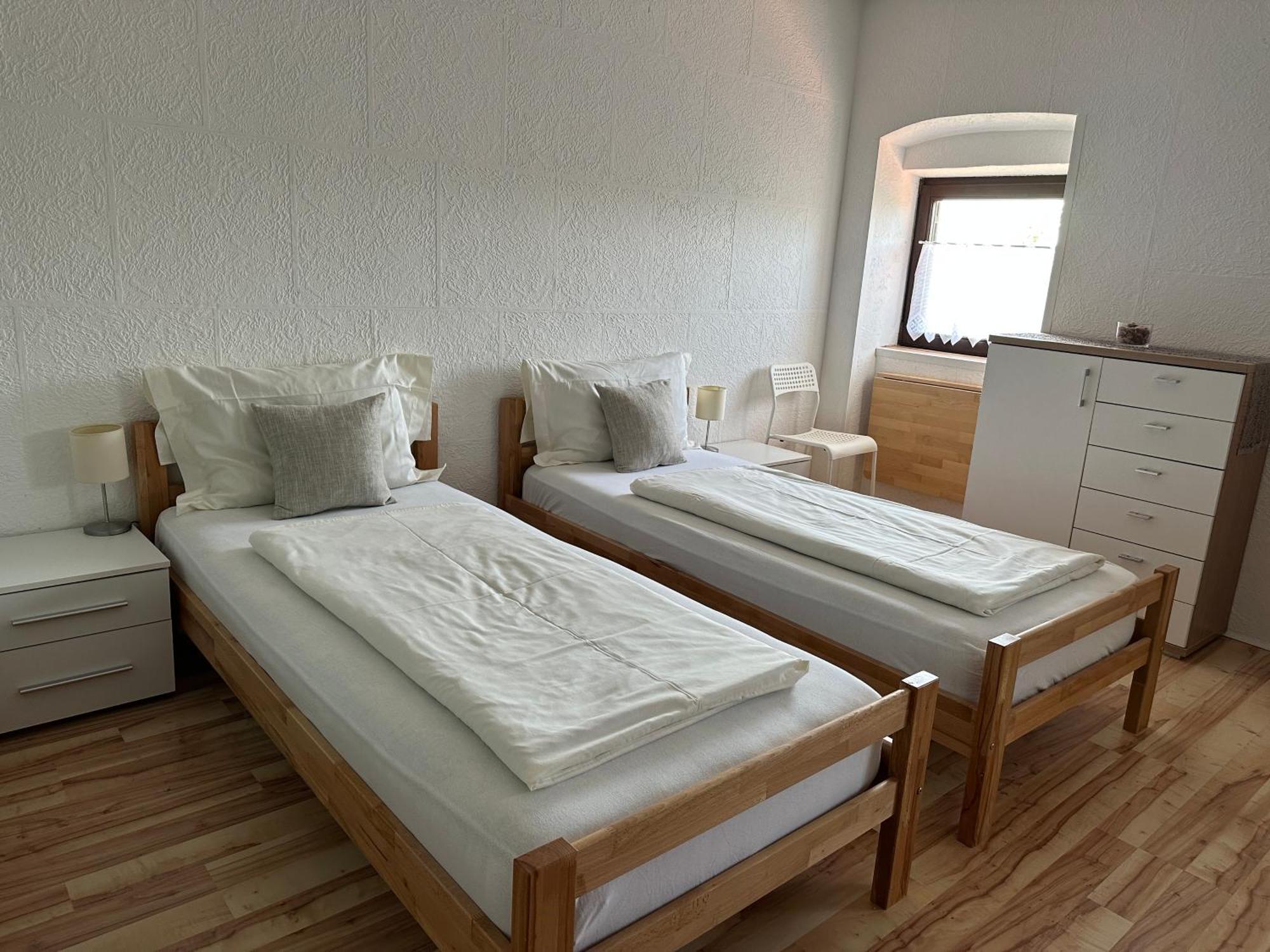 Quiet Countryside Apartments Near The City And The Sea Κόπερ Εξωτερικό φωτογραφία